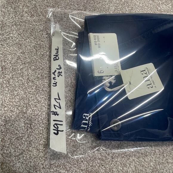 a.n.a a new approach mid rise midi short womens sz 6 blue stretch shorts nwt - Picture 4 of 16